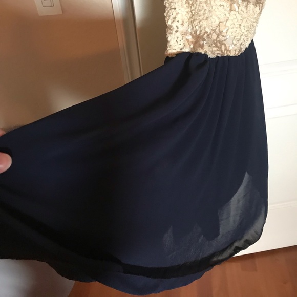 NWT DRESS - Picture 2 of 4